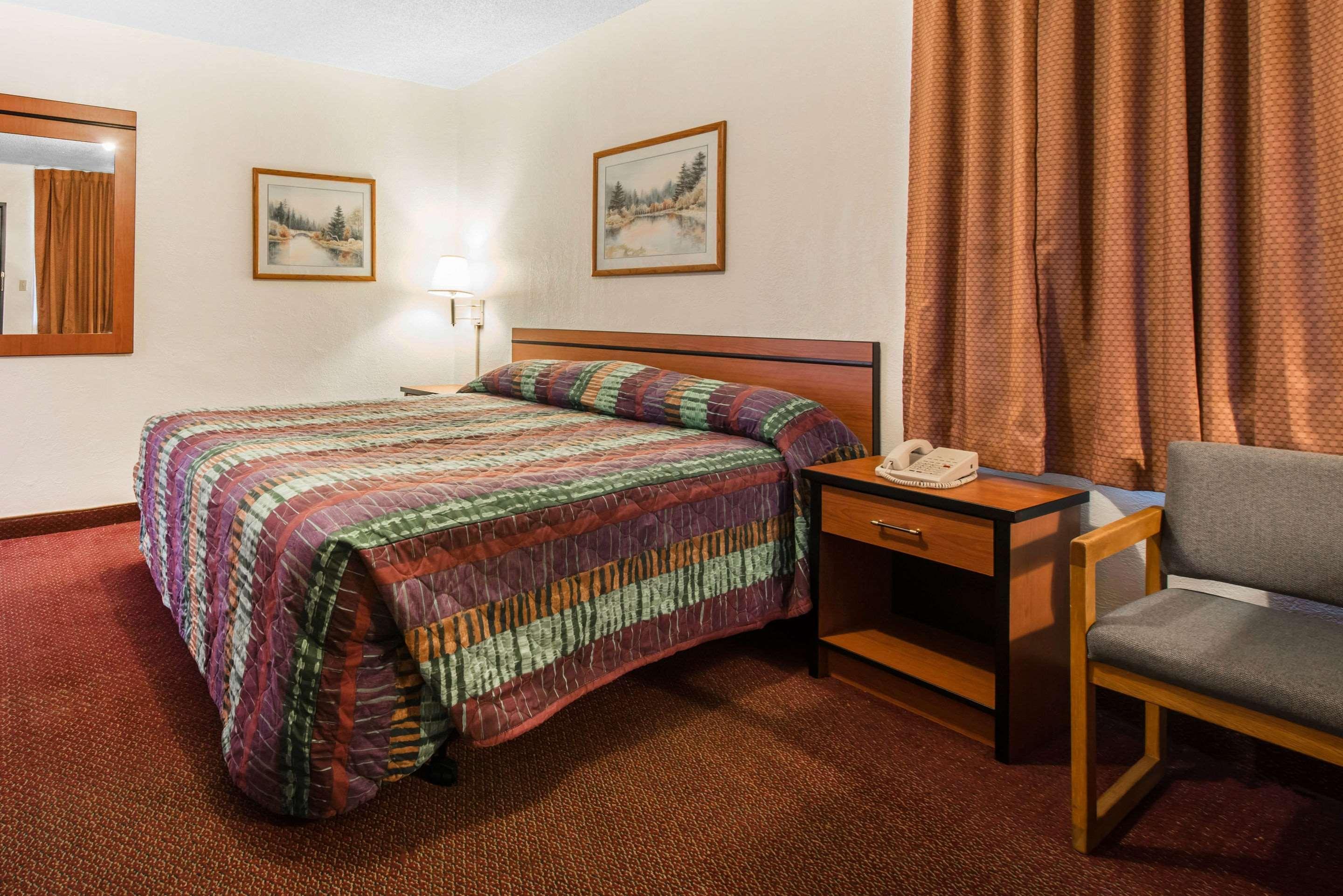 Rodeway Inn & Suites Colorado Springs Kültér fotó