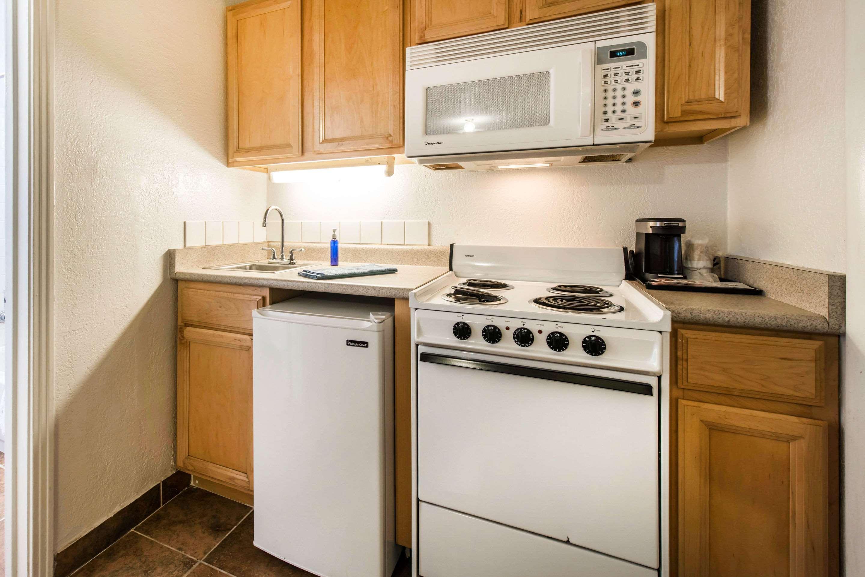Rodeway Inn & Suites Colorado Springs Kültér fotó